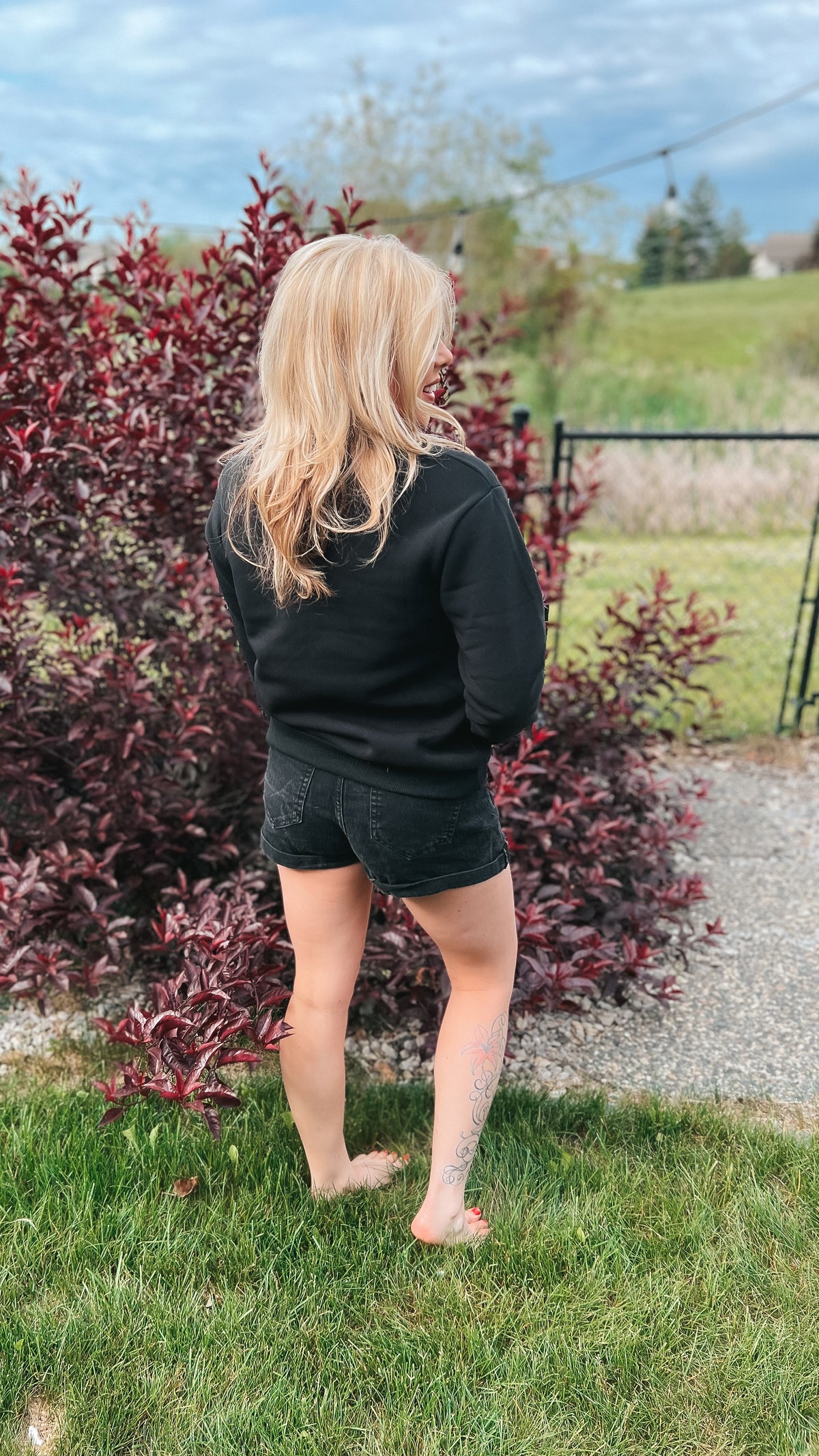 Jessie | Crewneck Sweatshirt | Black