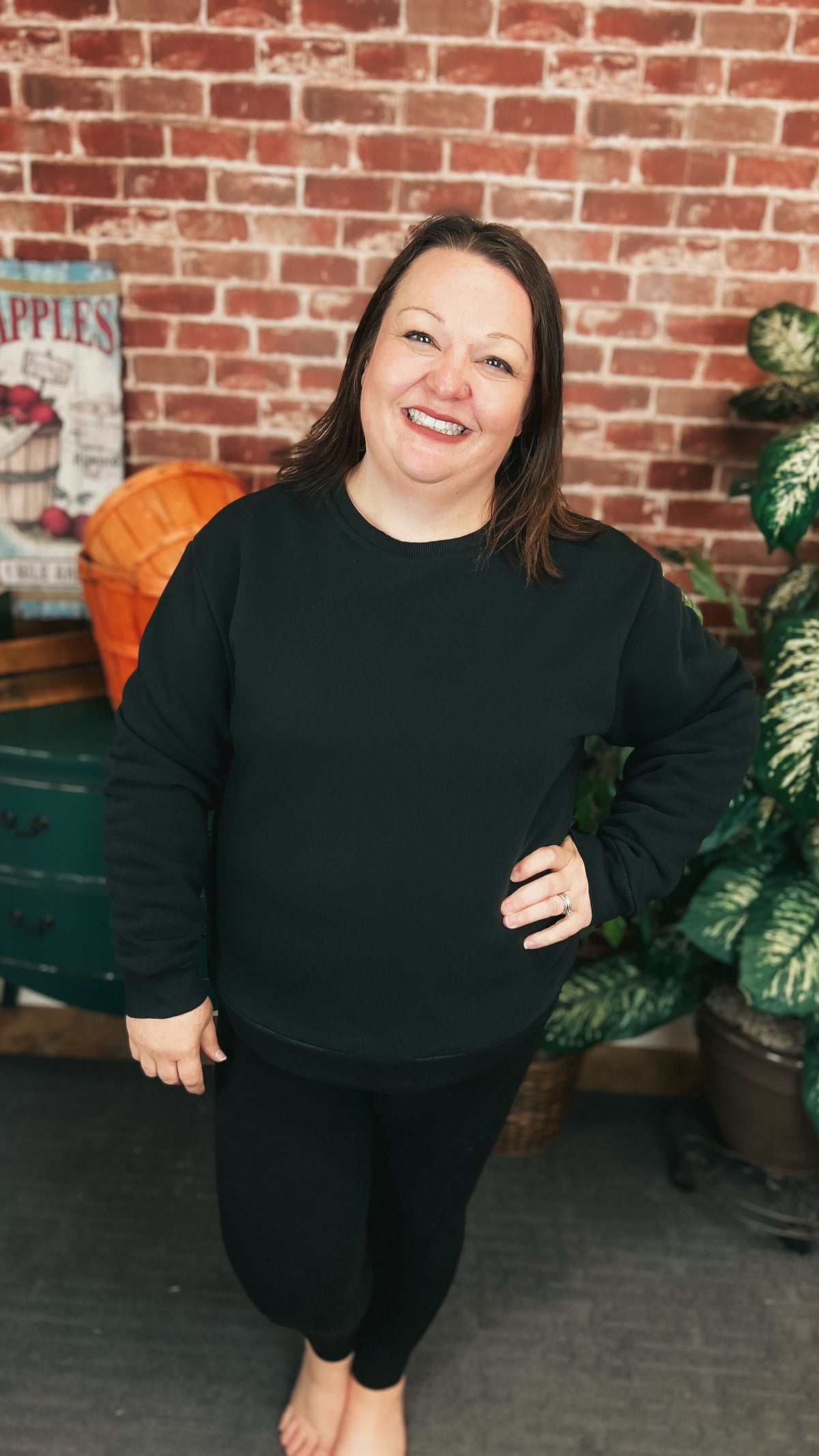 Jessie | Crewneck Sweatshirt | Black