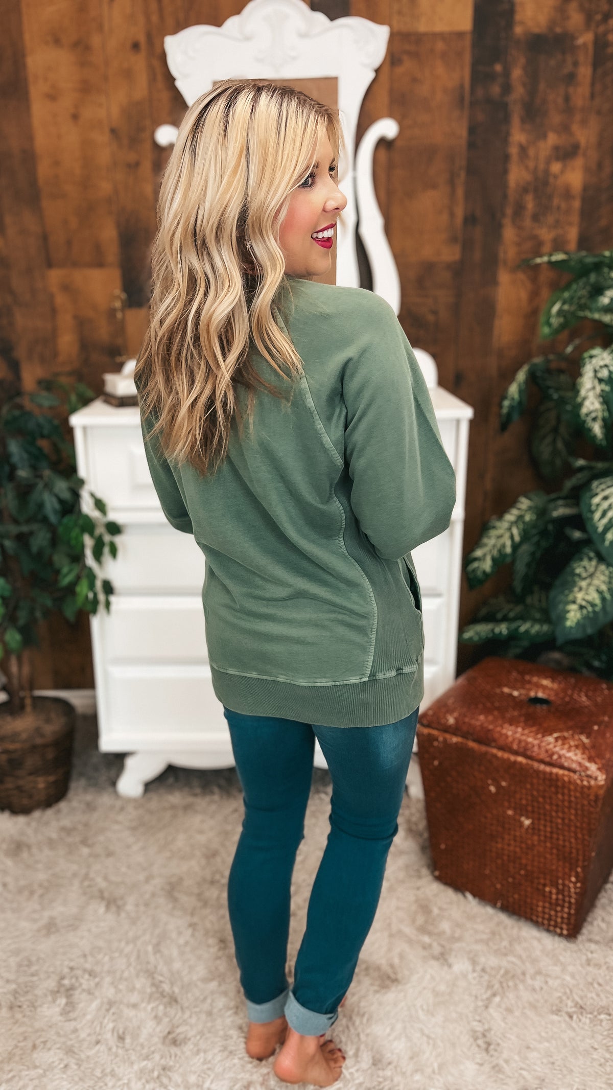 Lori Pocket Sweater: Light Olive
