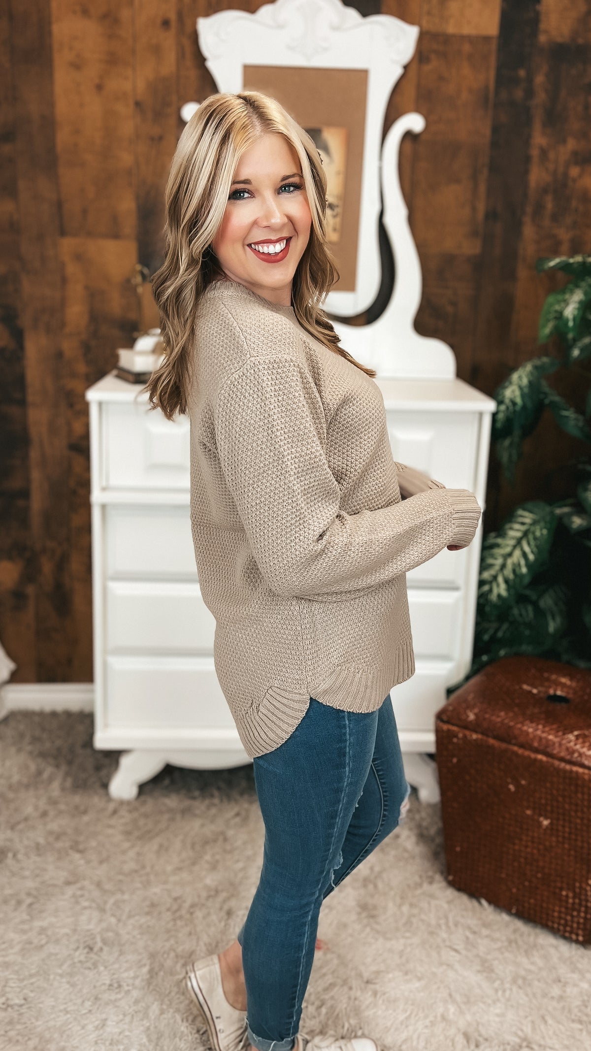 Scarlett Knit Sweater: Light Mocha
