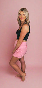 Daisy Shorts: Pink