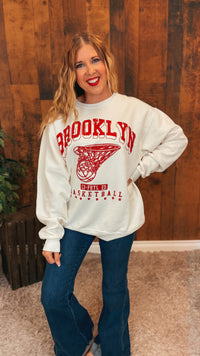 Brooklyn Basketball Crewneck | Ivory