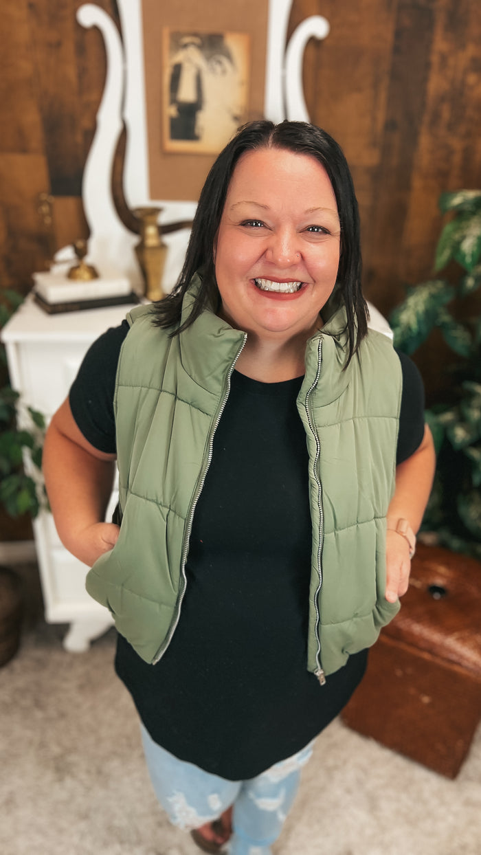 Courtney Puffer Vest: Olive