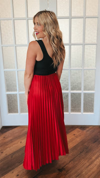 Wendy Pleated Maxi Skirt | Red