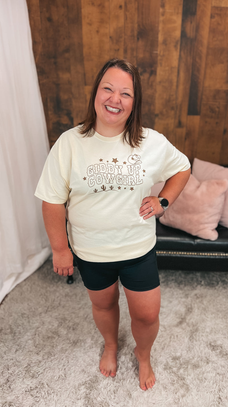 Giddy Up Cowgirl | Graphic T-Shirt