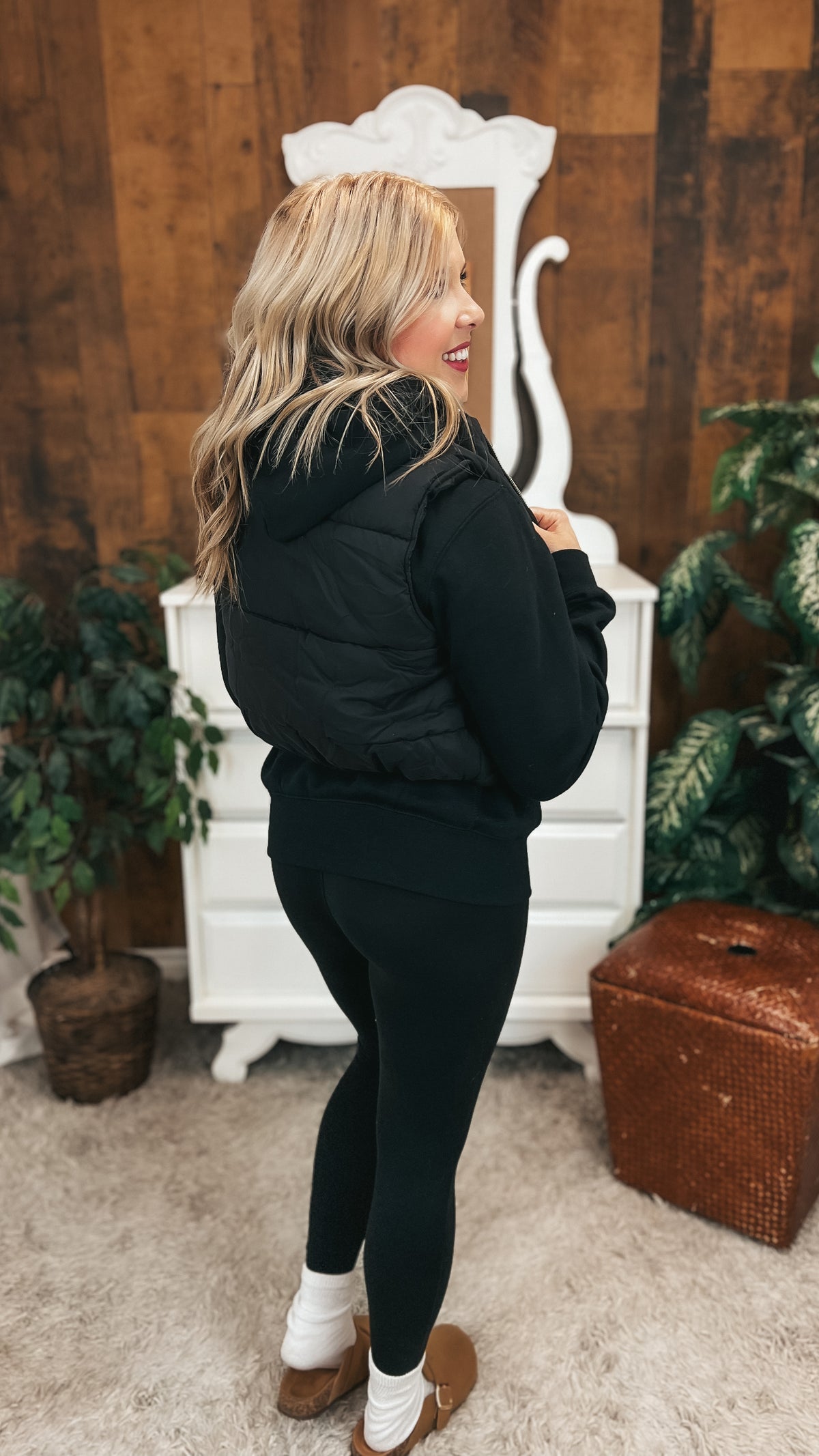 Courtney Puffer Vest: Black