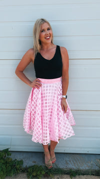 Carrie Lace Skirt: Pink