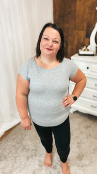 Melanie Ribbed Tee | Heather Grey