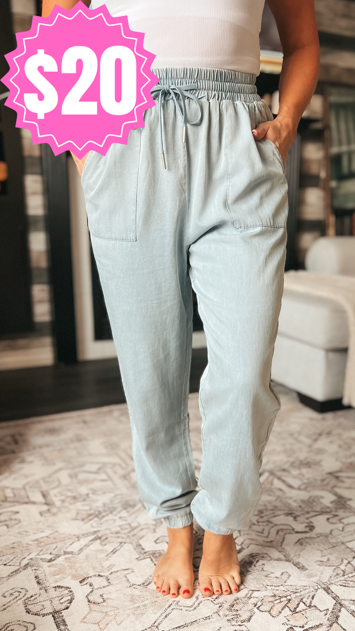 Darla Chambray Denim | Light Wash *SALE*