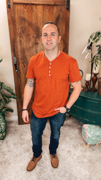 James Henley Tee: Camel