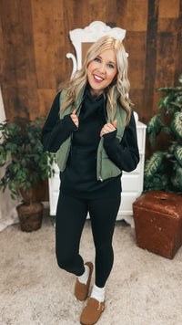 Courtney Puffer Vest: Olive