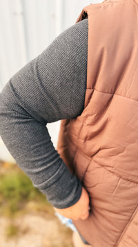 Tori Puffer Vest | Brown