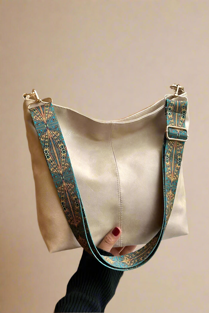 Jaycee Cross Body Bag: Cream