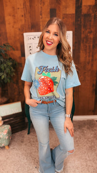 Strawberry Graphic Tee | Blue