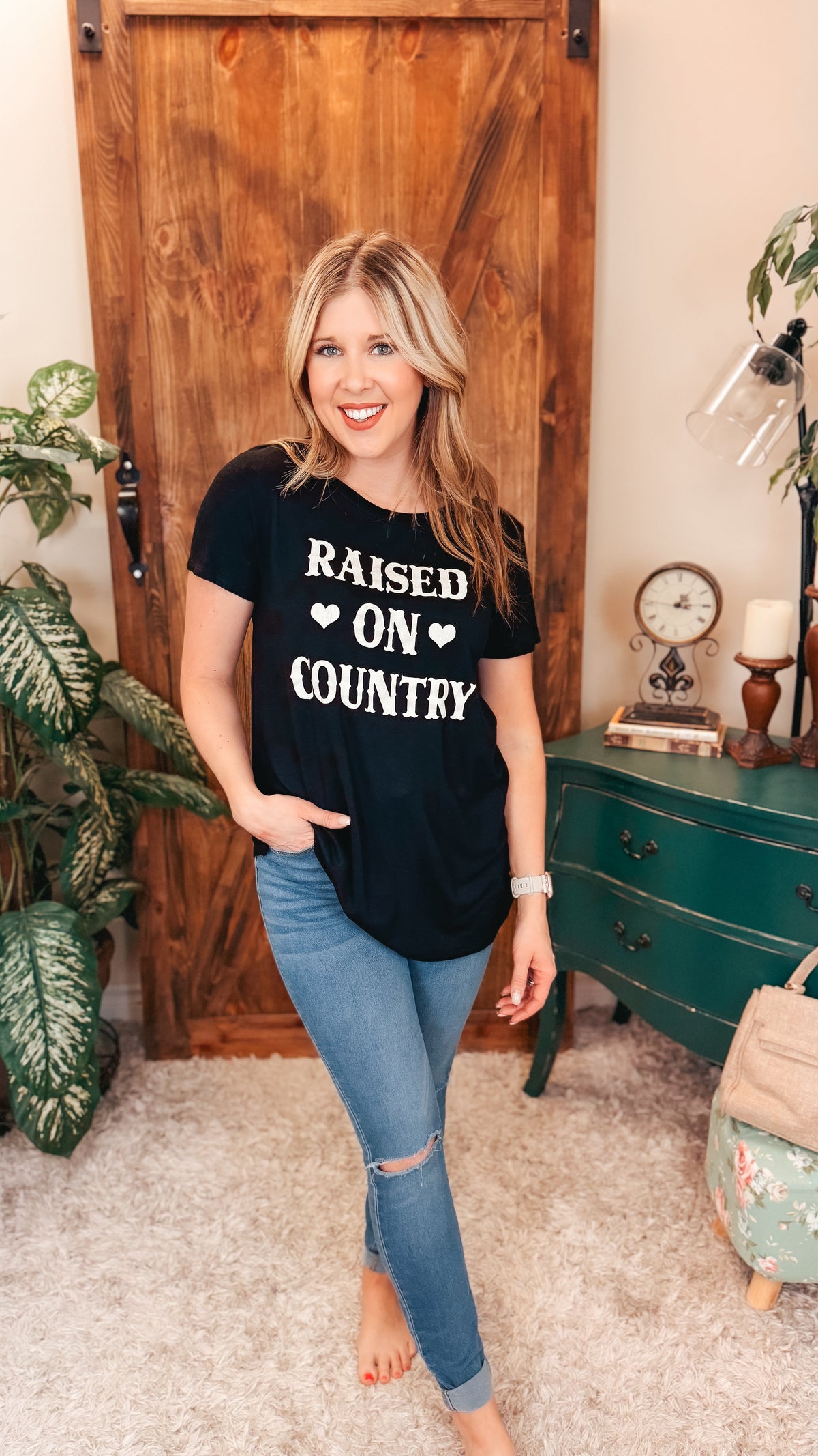 Raised On Country Graphic Tee | Black