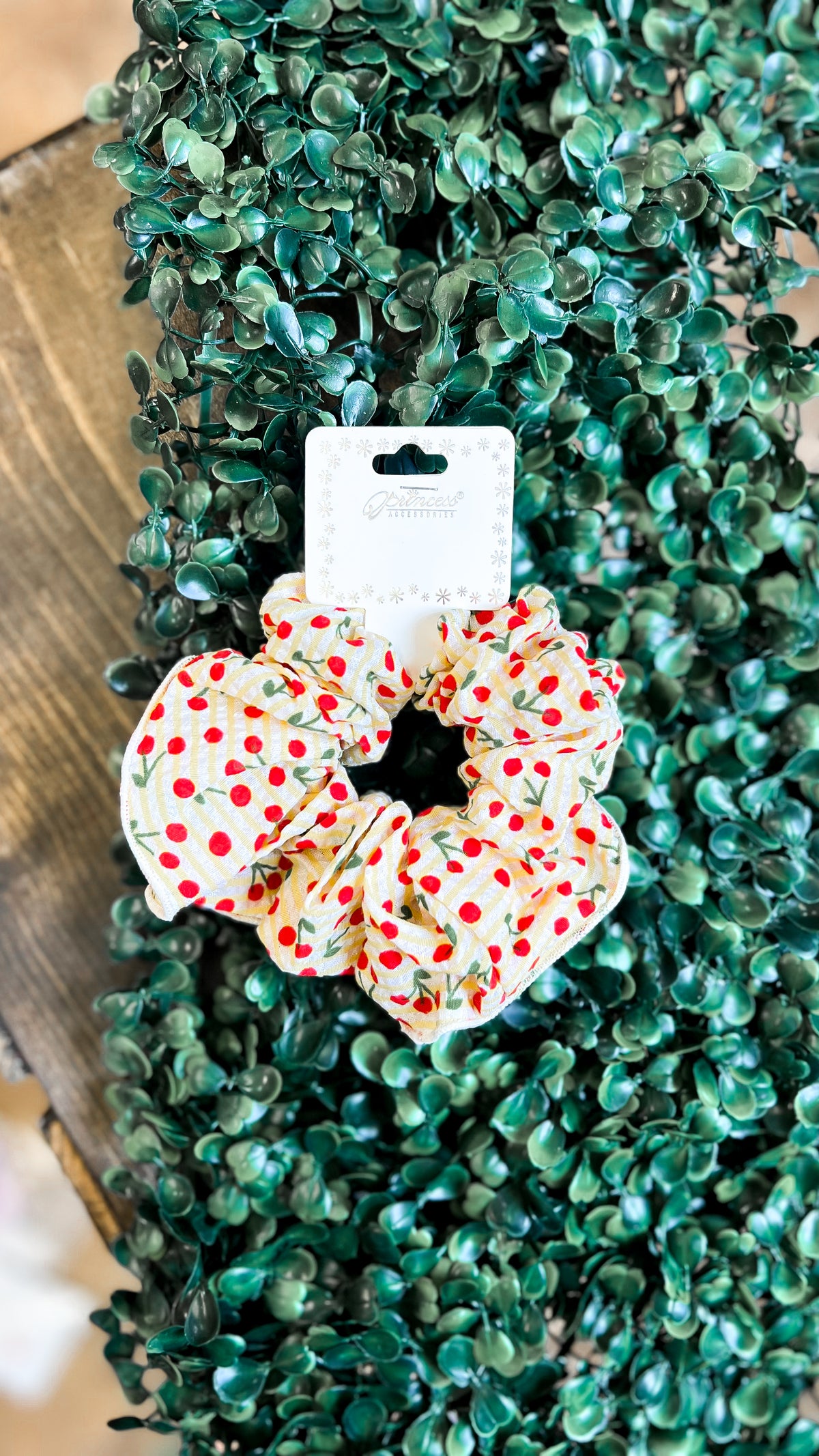 Cherry Scrunchie | Yellow