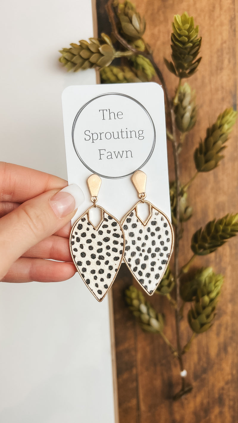 Corinne Spotted Earrings: White