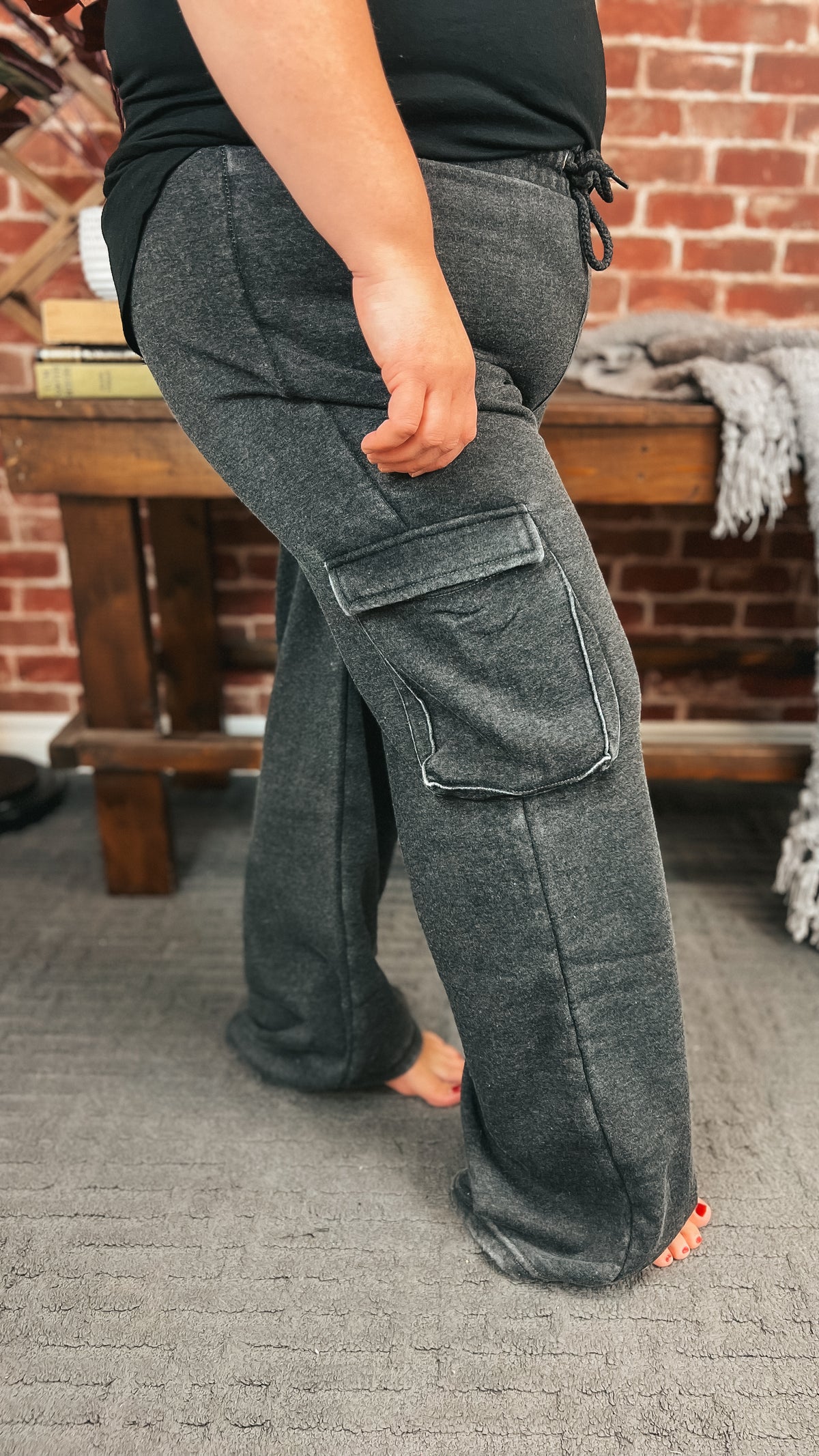 Harlow Wide Leg Cargo Jogging Pants | Charcoal