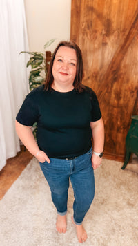 Michelle Basic Tee | Black