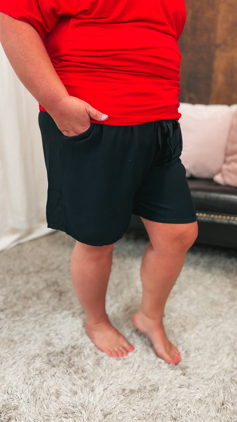 Karlee Shorts | Black