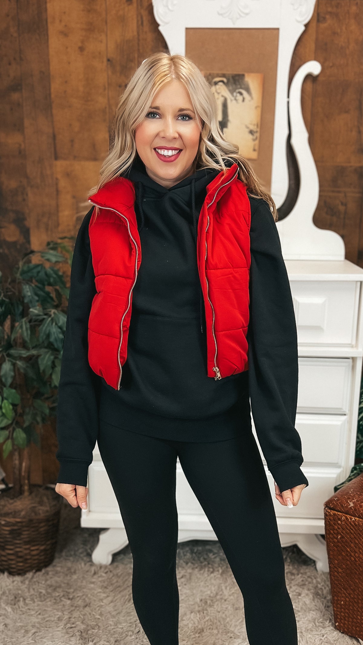 Courtney Puffer Vest: Red