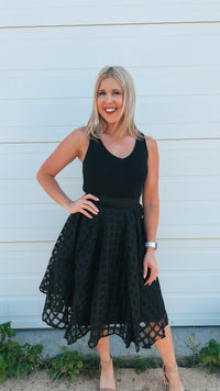 Carrie Lace Skirt: Black