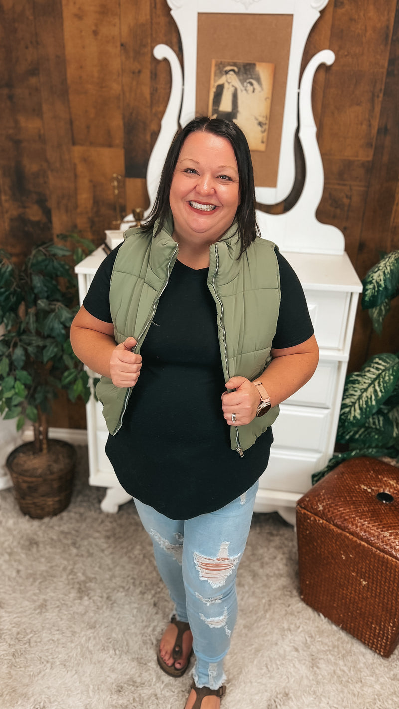 Courtney Puffer Vest: Olive