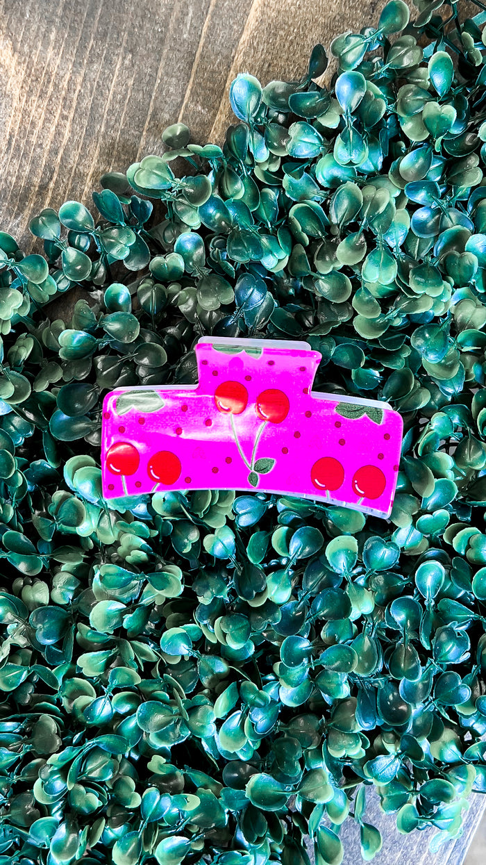 Cherry Claw Clip | Dark Pink