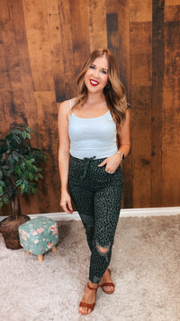 Vicky Cropped Jogger Denim | Leopard