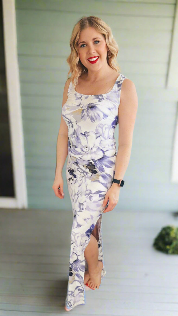 Loriann Floral Maxi Dress: Lavender