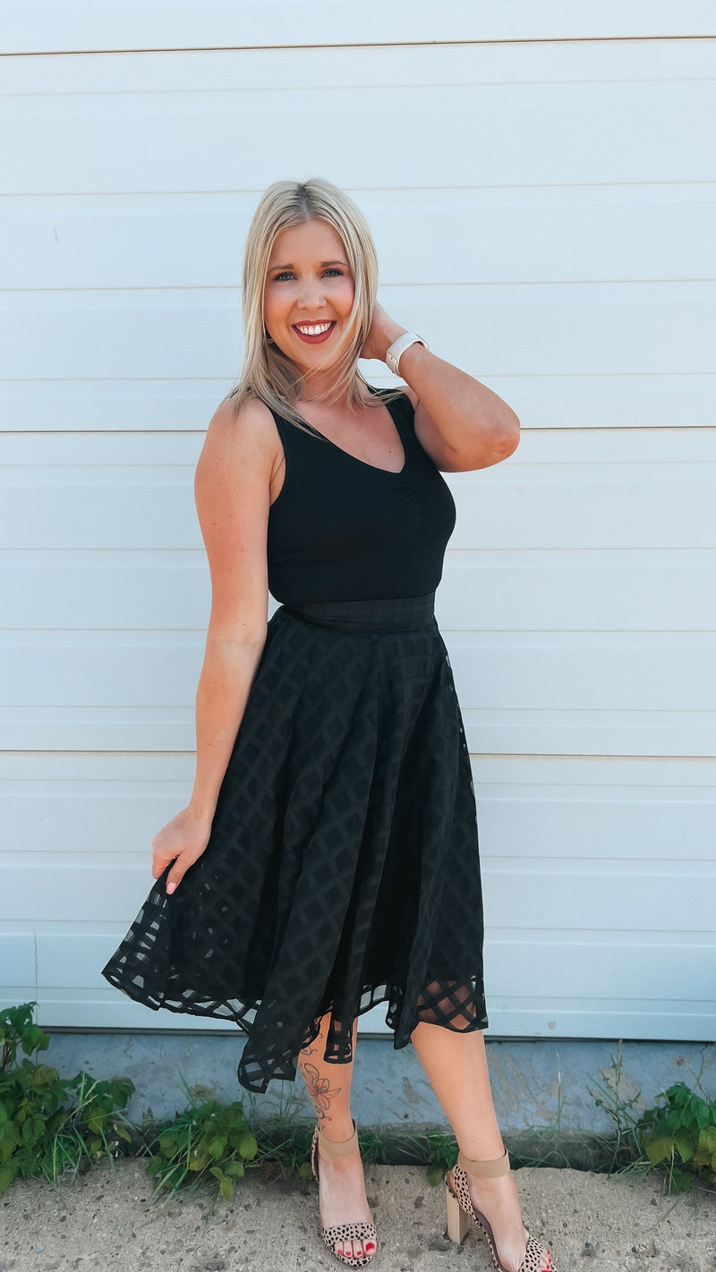 Carrie Lace Skirt: Black