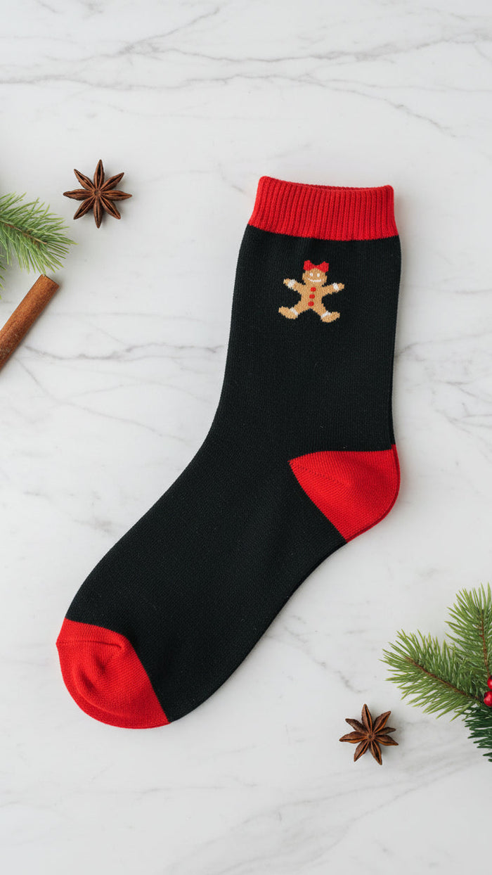 Gingerbread Ankle Socks: Black *SALE*