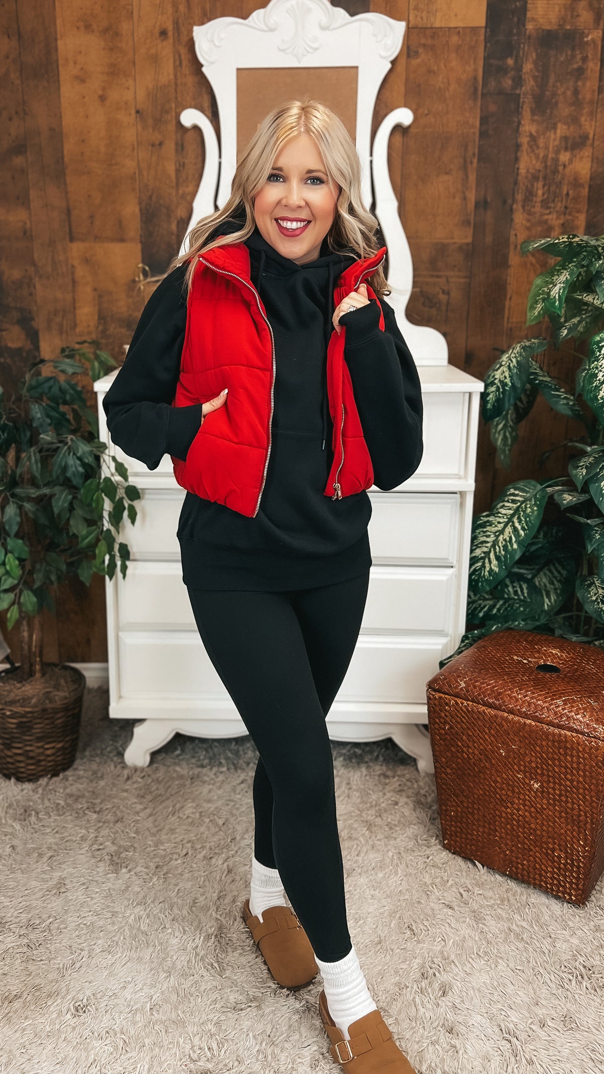Courtney Puffer Vest: Red