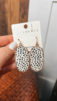Veronica Spotted Earrings: White