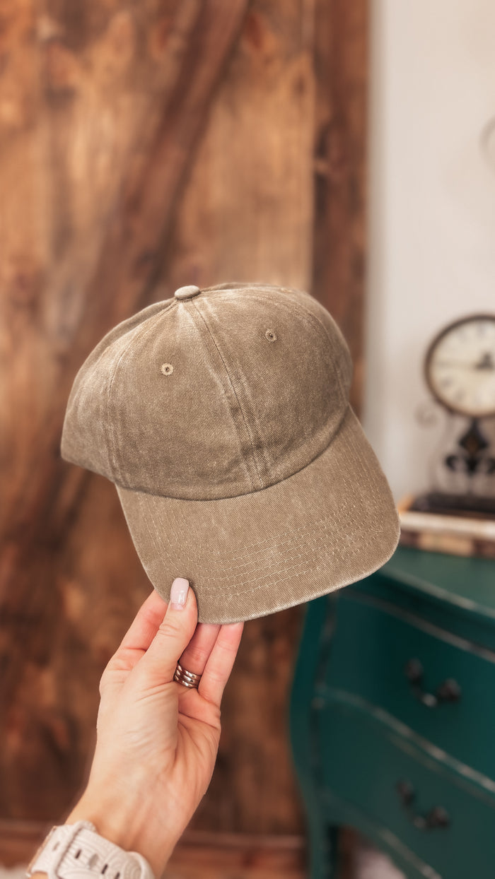Jessie Faded Denim Baseball Hat: Mocha
