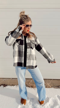 Charlotte Shacket| Black & Cream