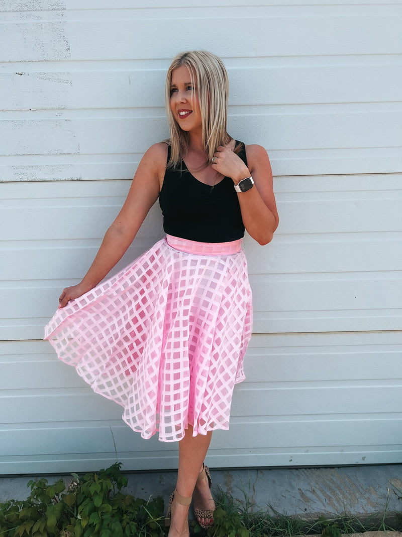 Carrie Lace Skirt: Pink