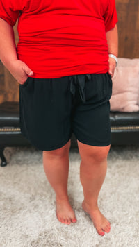 Karlee Shorts | Black