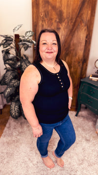 Anabel Ribbed Henley Tank | Black