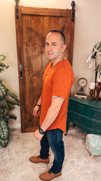 James Henley Tee: Camel