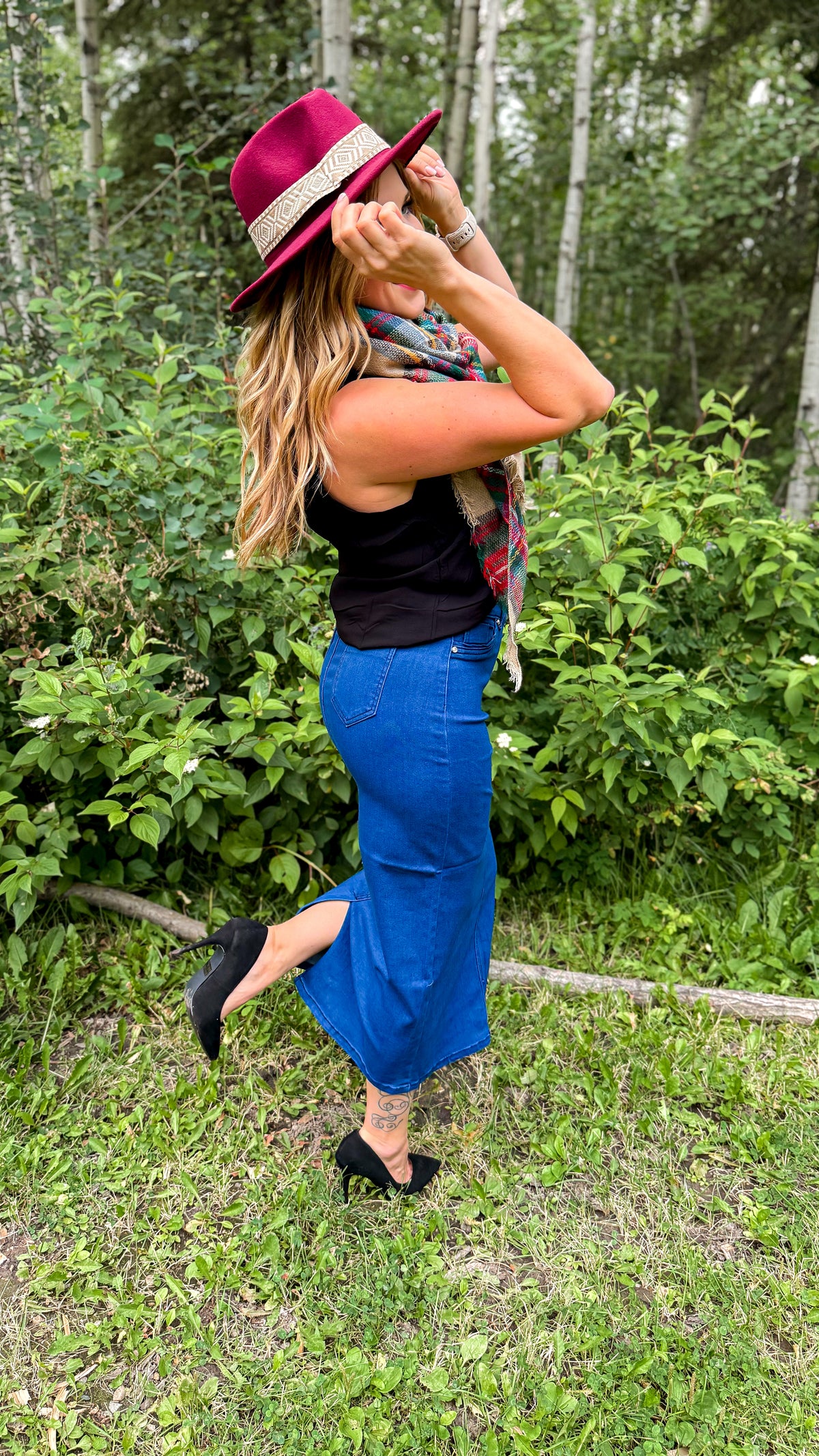 Emery Denim Maxi Skirt | Diamond Button
