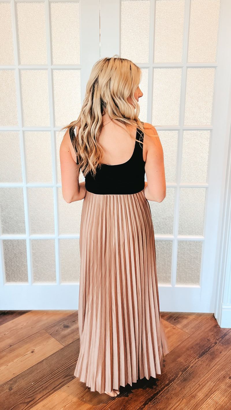 Wendy Pleated Maxi Skirt | Bronze