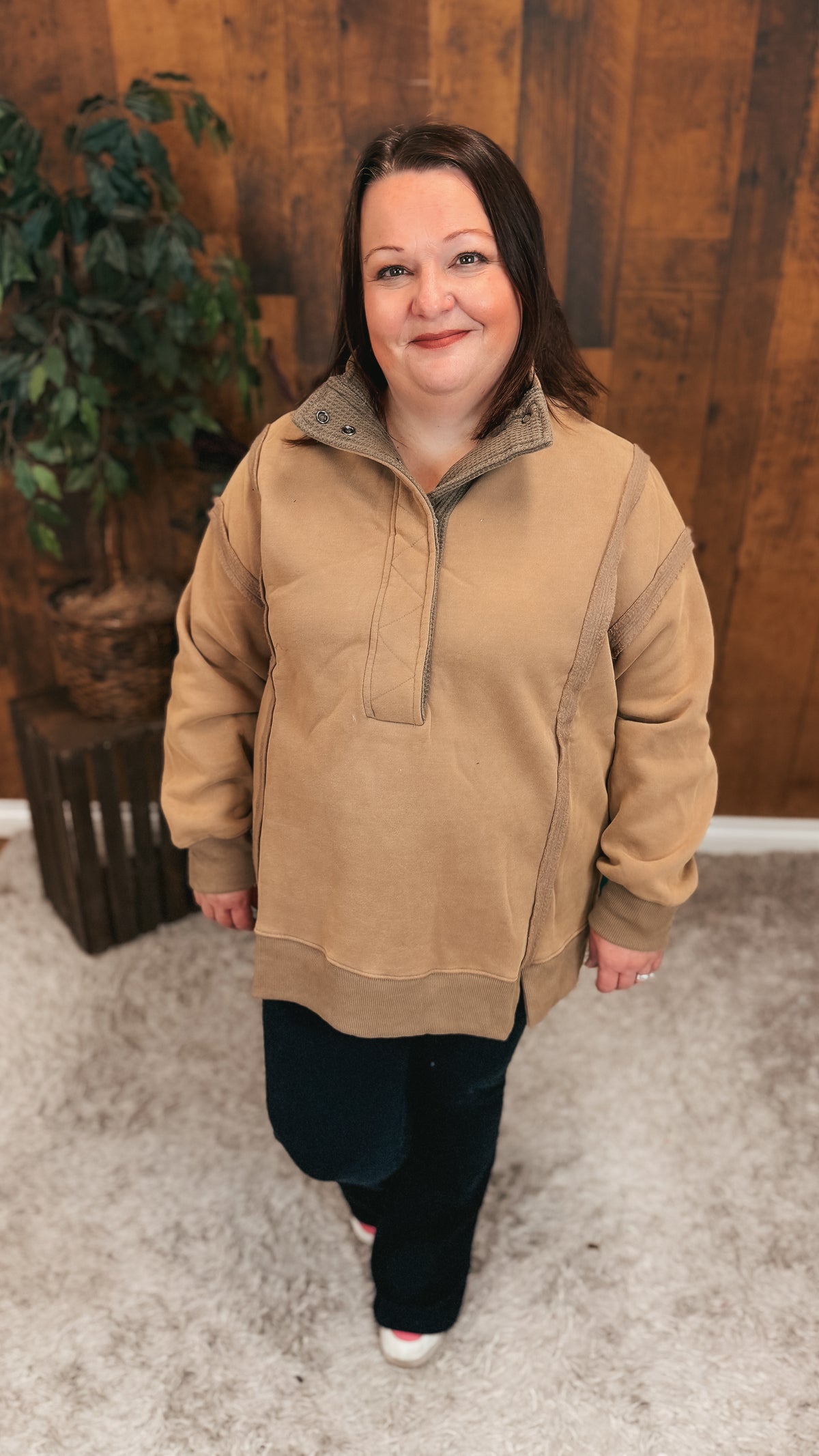 Charlene Snap Sweatshirt | Mocha