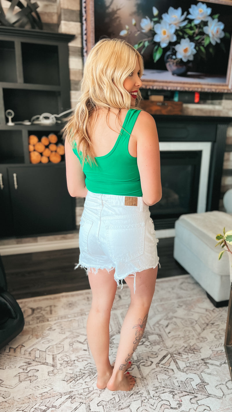Mylie V-Neck Bodysuit | Kelly Green