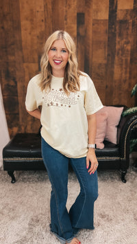 Giddy Up Cowgirl | Graphic T-Shirt