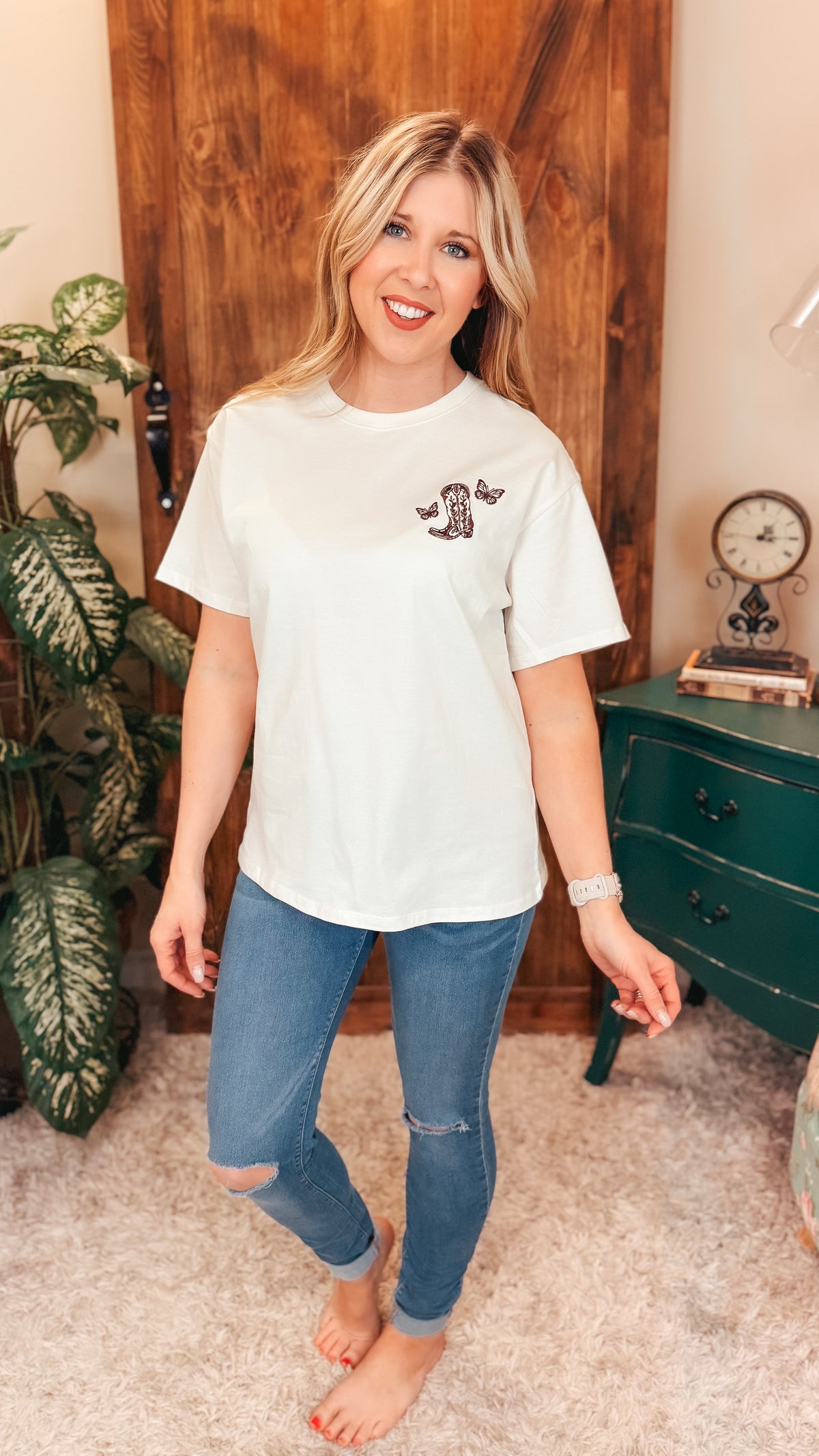Yeehaw Cowgirl Graphic Tee | Cream