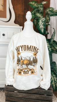 Wyoming | Graphic Sweatshirt