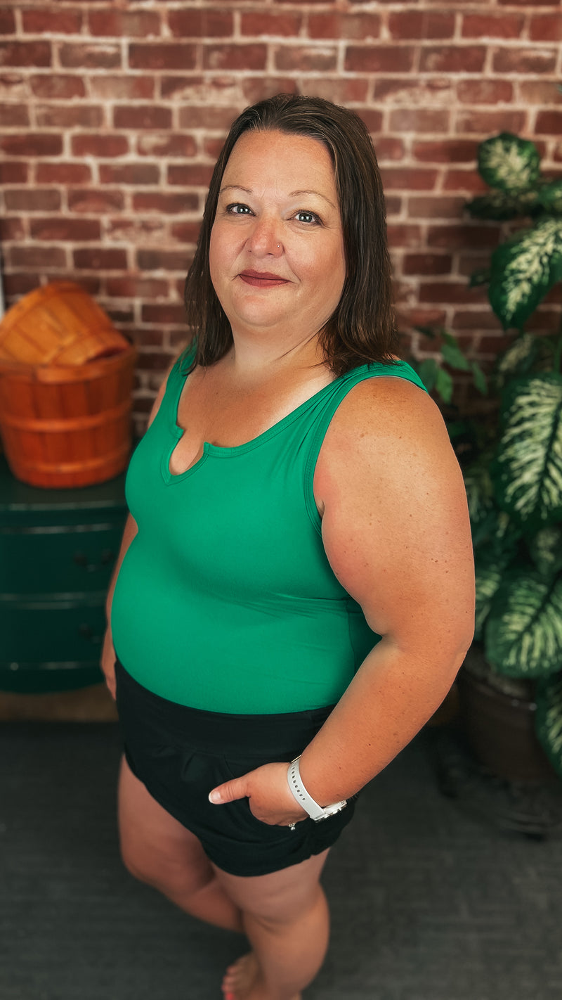 Mylie V-Neck Bodysuit | Kelly Green