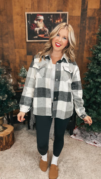 Charlotte Shacket| Black & Cream