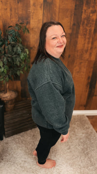 Olivia Basic Crewneck | Charcoal